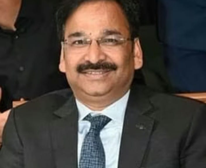 IAS विनय कुमार चौबे