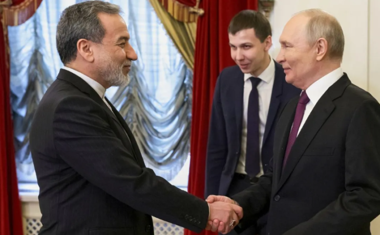 पुतिन-अराघची मुलाकात