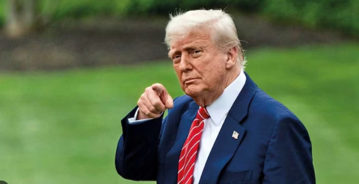 डोनाल्ड ट्रम्प