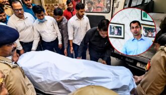  प्रतीक यादव