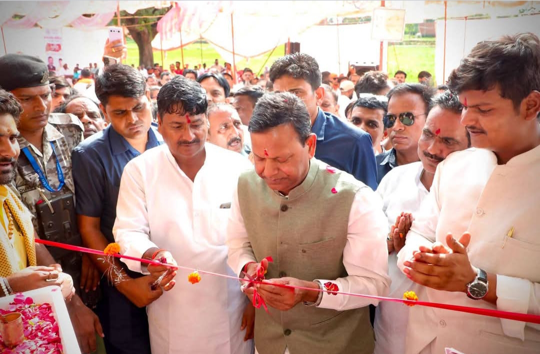 BJP प्रदेश अध्यक्ष एवं केंद्रीय वित्त राज्यमंत्री पंकज चौधरी ने कांवड़ यात्रा BJP प्रदेश अध्यक्ष एवं केंद्रीय वित्त राज्यमंत्री पंकज चौधरी ने कांवड़ यात्रा