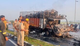 Aligarh road accident