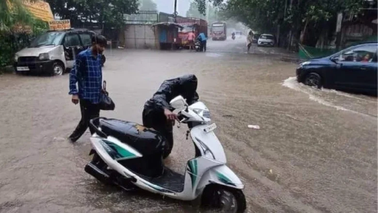 यूपी में 36 घंटे से हो रही मूसलाधार बारिश1790426849343